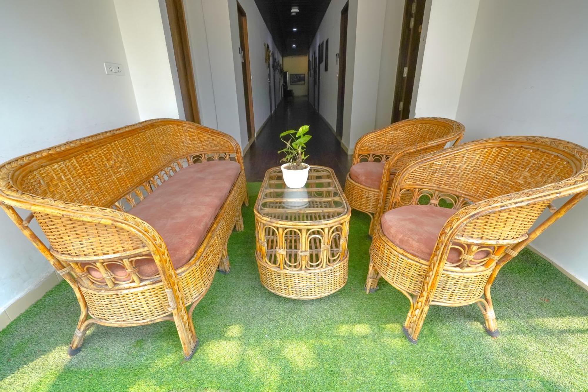 The Naga Rishikesh Hotel Exterior foto
